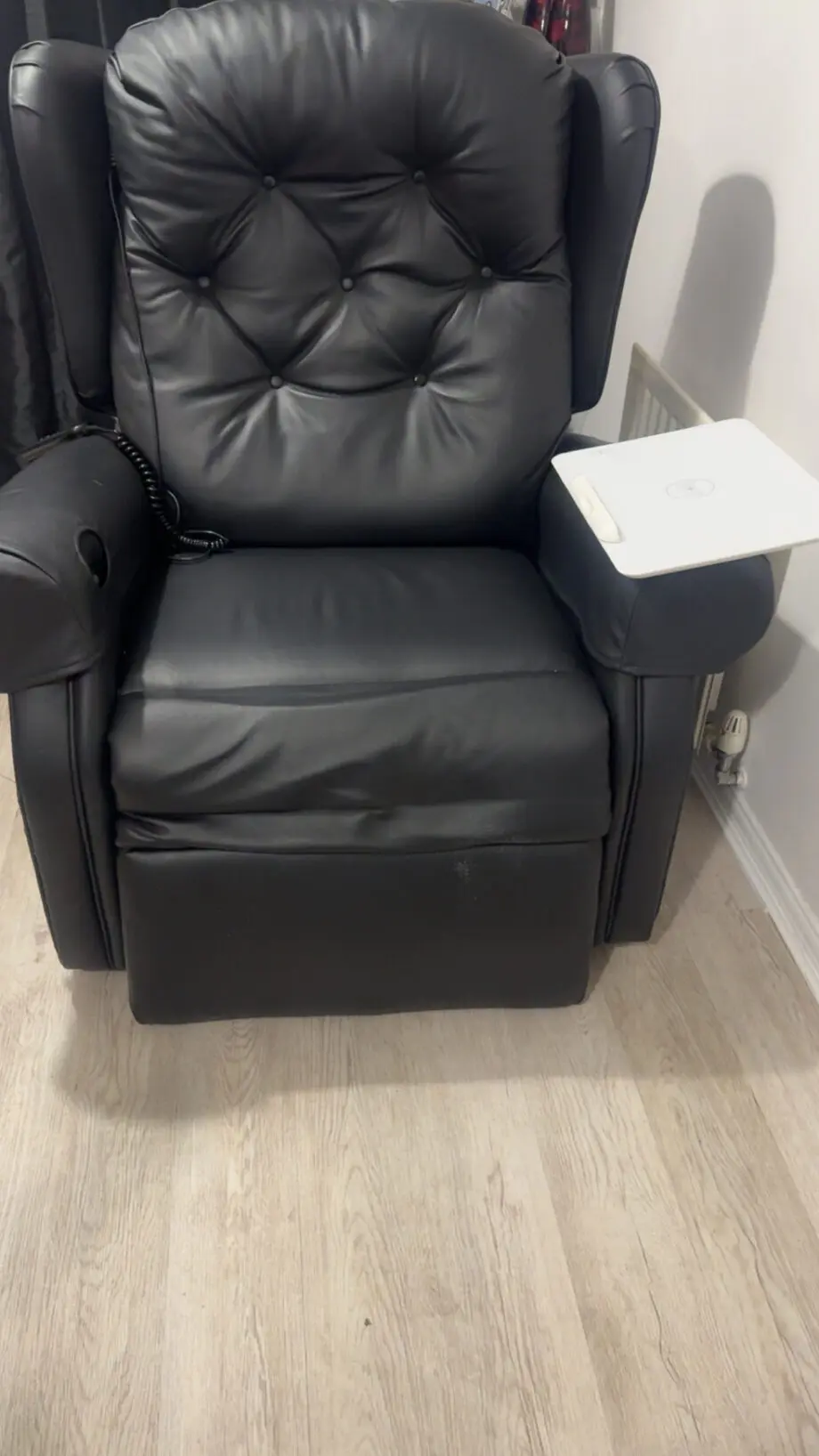 Black electric chair with massage .