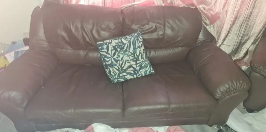 2 and 3 seater sofa set
