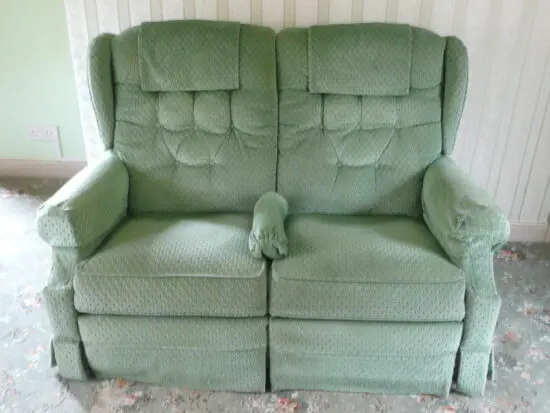 La-Z-Boy Reclining 3-Piece Suite comprising 2-Seater Sofa and 2 Matching Armchairs - Nashua Design in Victoria Green (Sage) Jacquard Velour Fabric