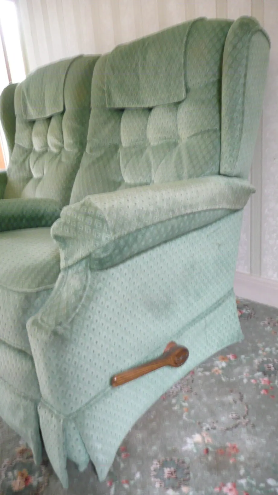 La-Z-Boy Reclining 3-Piece Suite comprising 2-Seater Sofa and 2 Matching Armchairs - Nashua Design in Victoria Green (Sage) Jacquard Velour Fabric