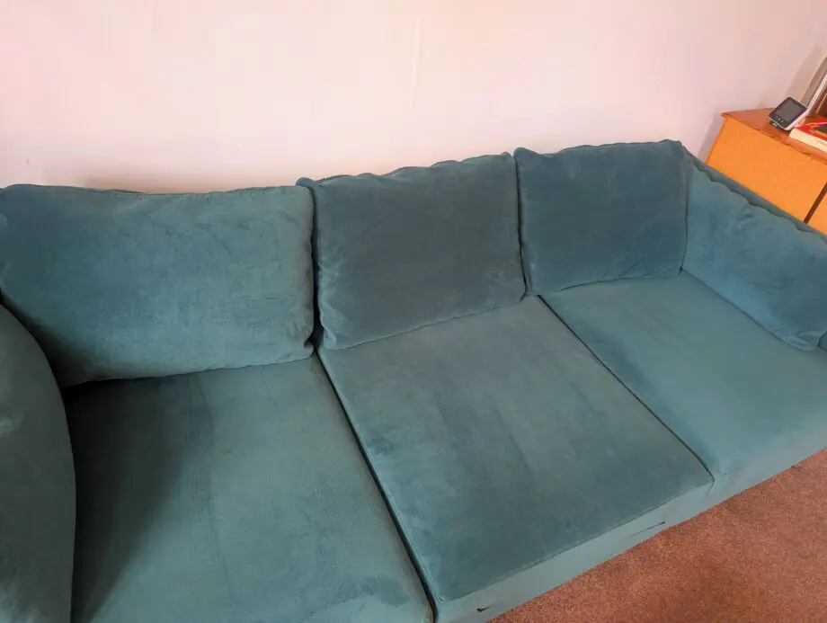Made Vento 3 seater green velvet sofa
