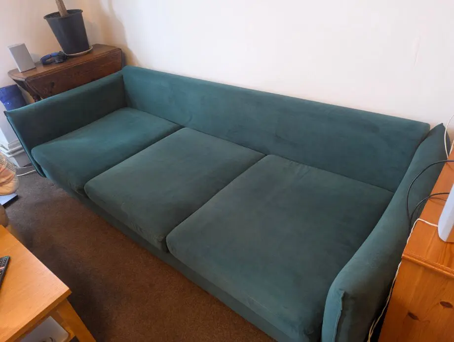 Made Vento 3 seater green velvet sofa
