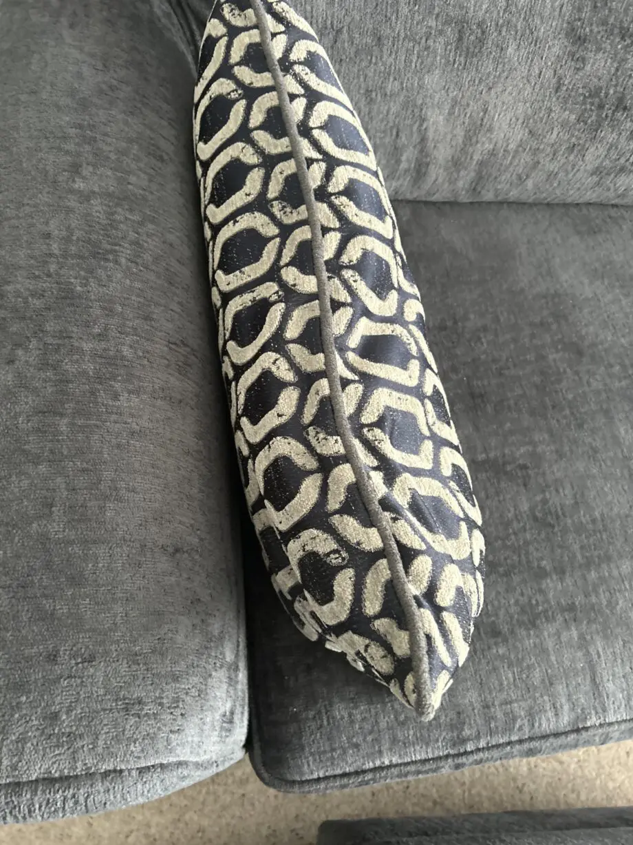 3 seater & 2+1/2 seater sofas &footstools