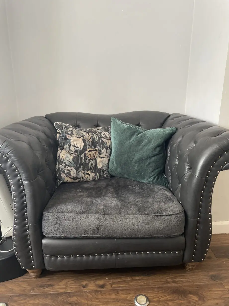 4 seater Persia & love chair from sofology