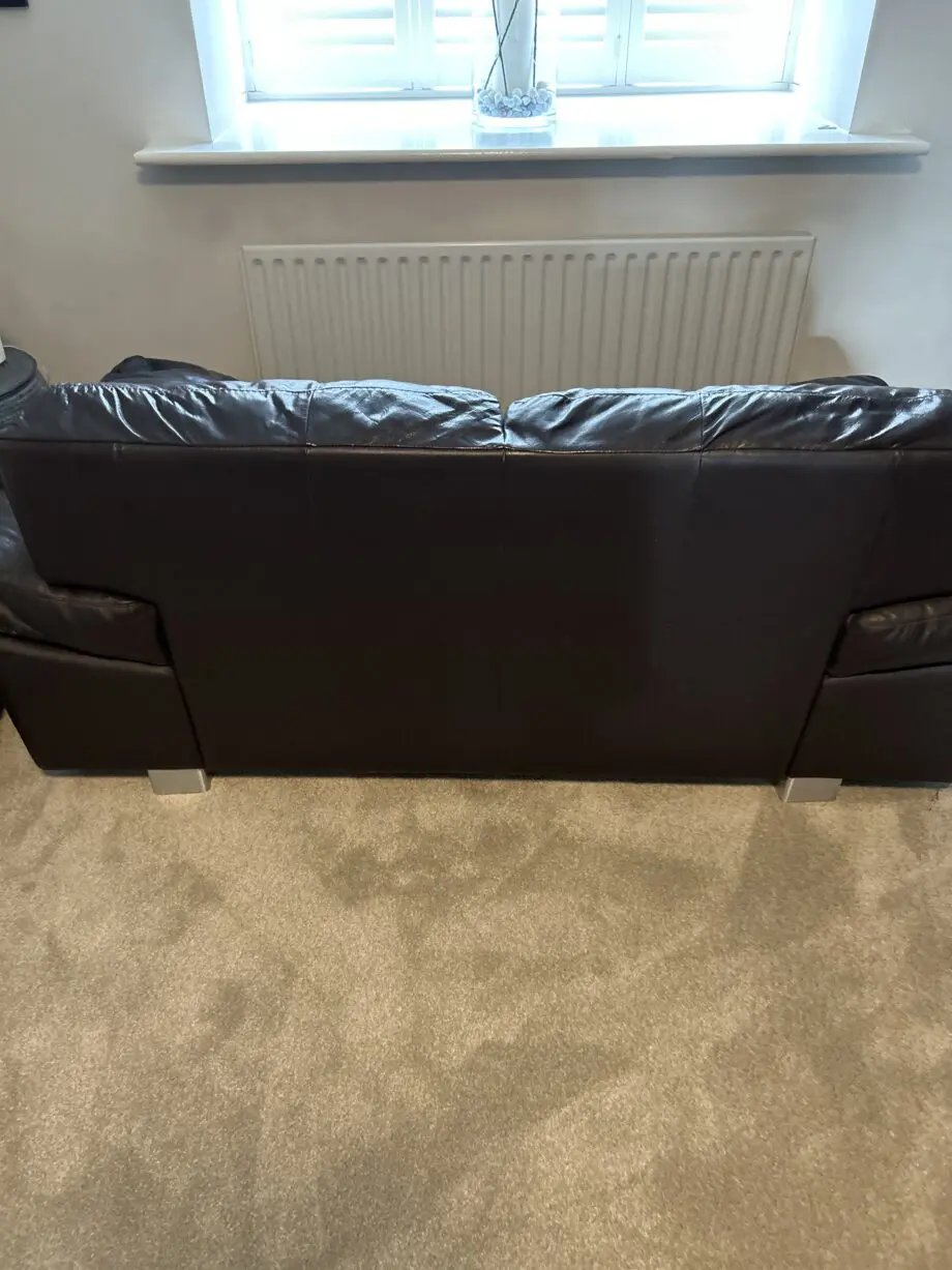 Matching 2 & 3 seater sofas Chocolate Brown Leather