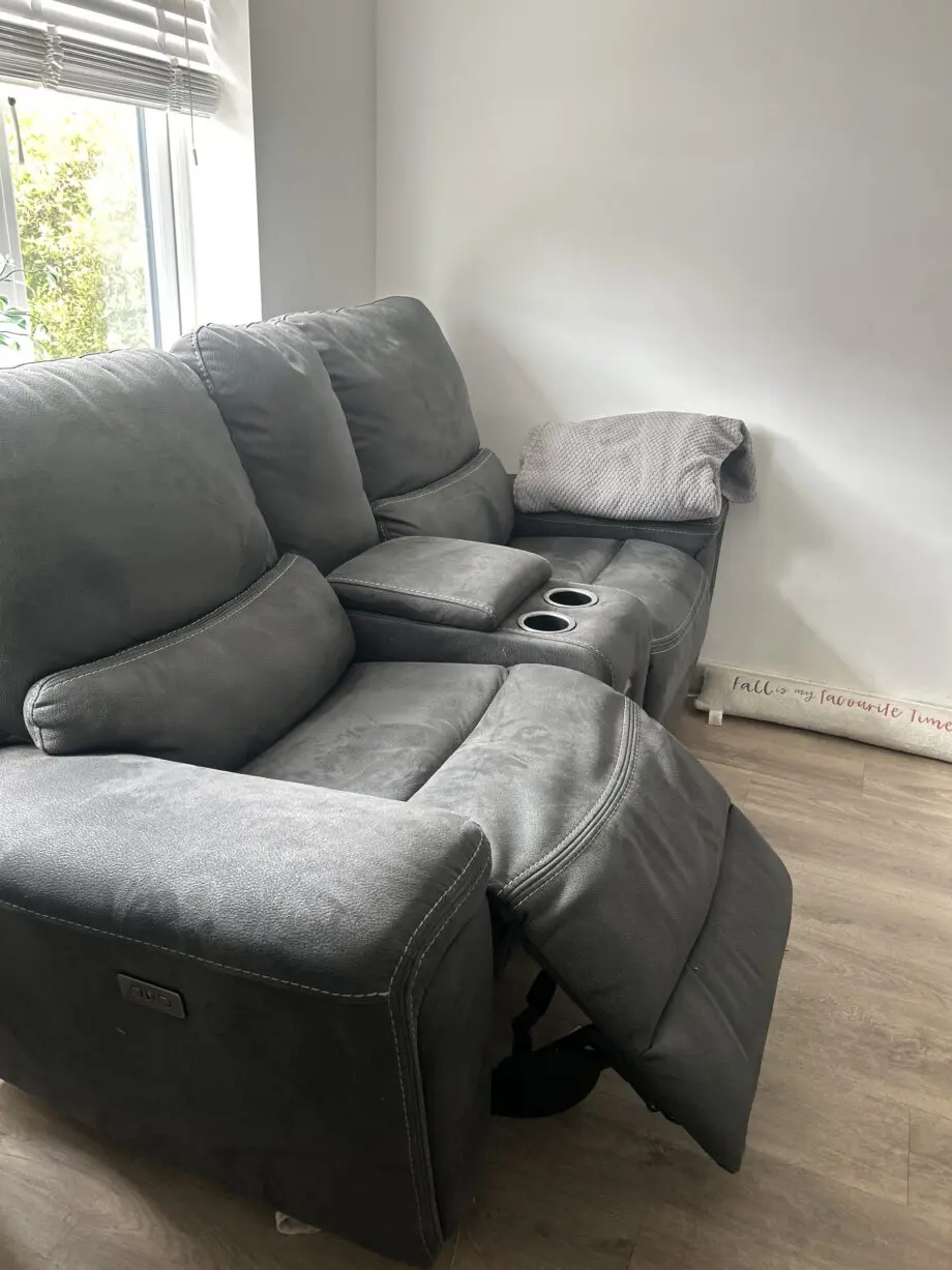 Scs Preston sofas recliner