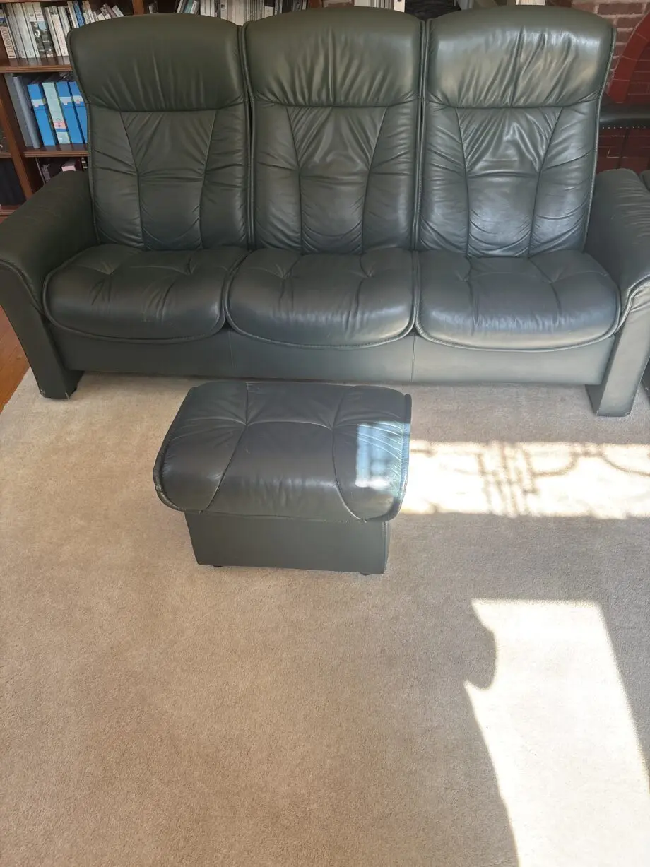 Stressless 3 seater reclining sofa