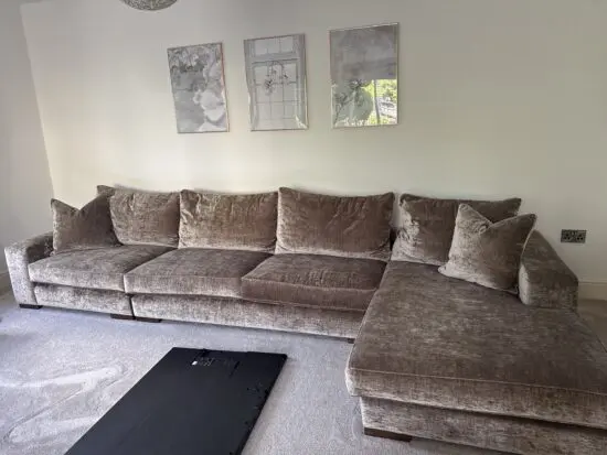 Immaculate Extra-Large Right -Hand Chaise