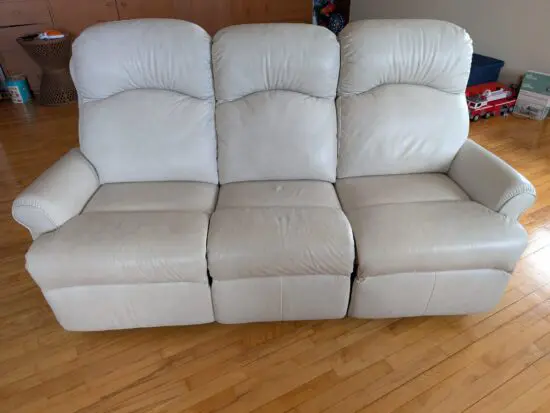 White recliner sofa