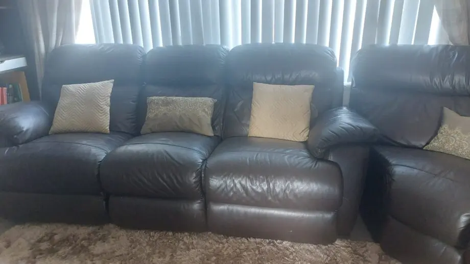 Recliner corner sofa 5 sitter
