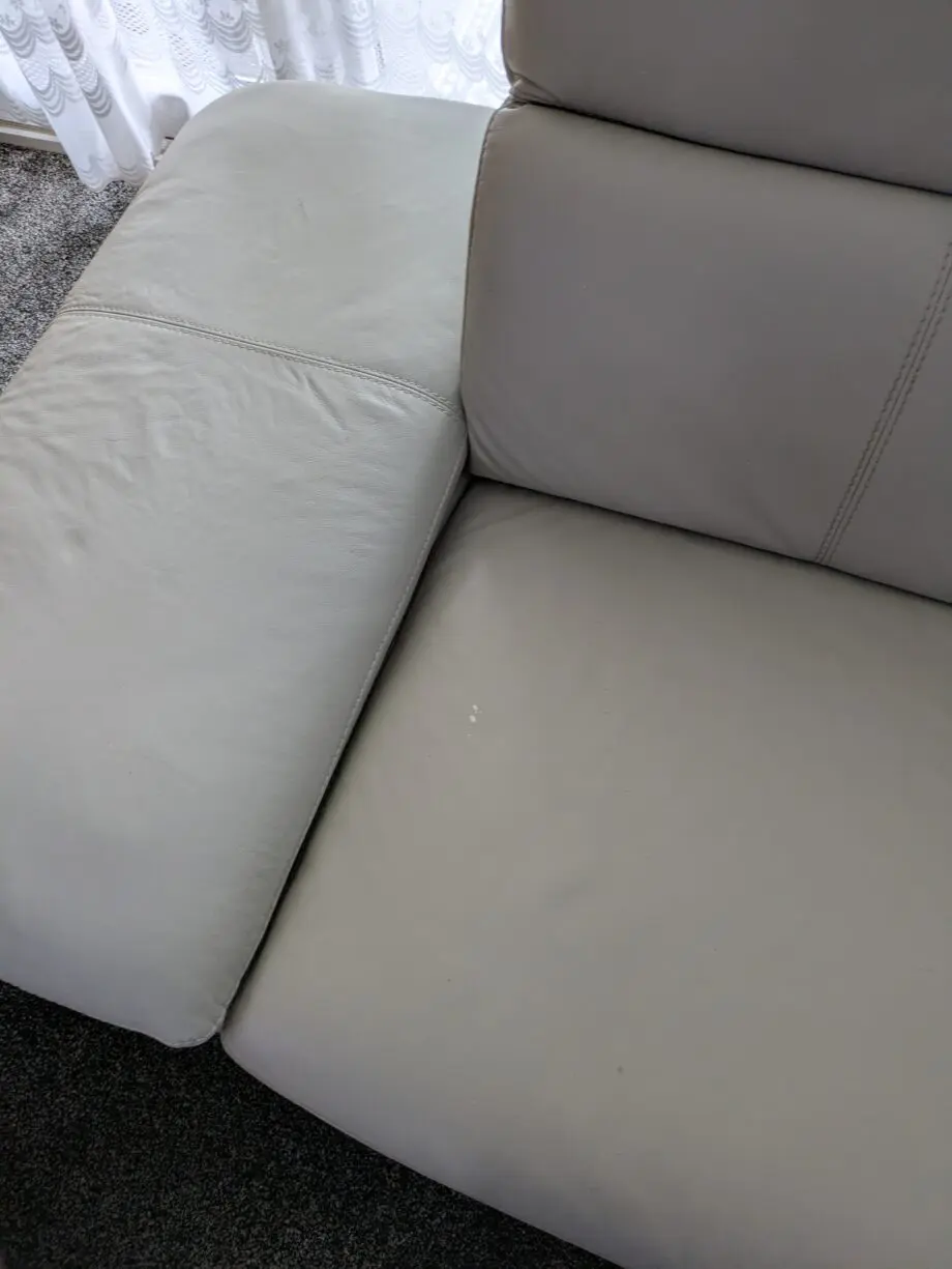 Corner leather