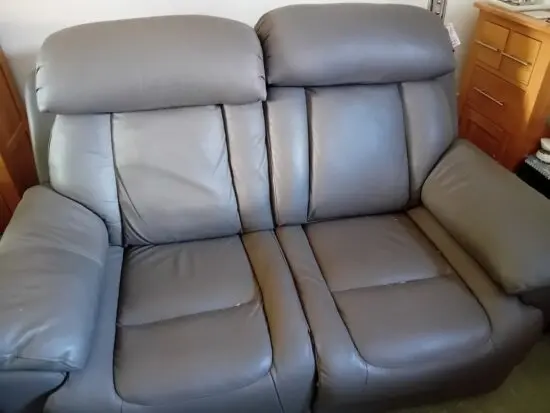 Bravado power recliner gray 4 months old