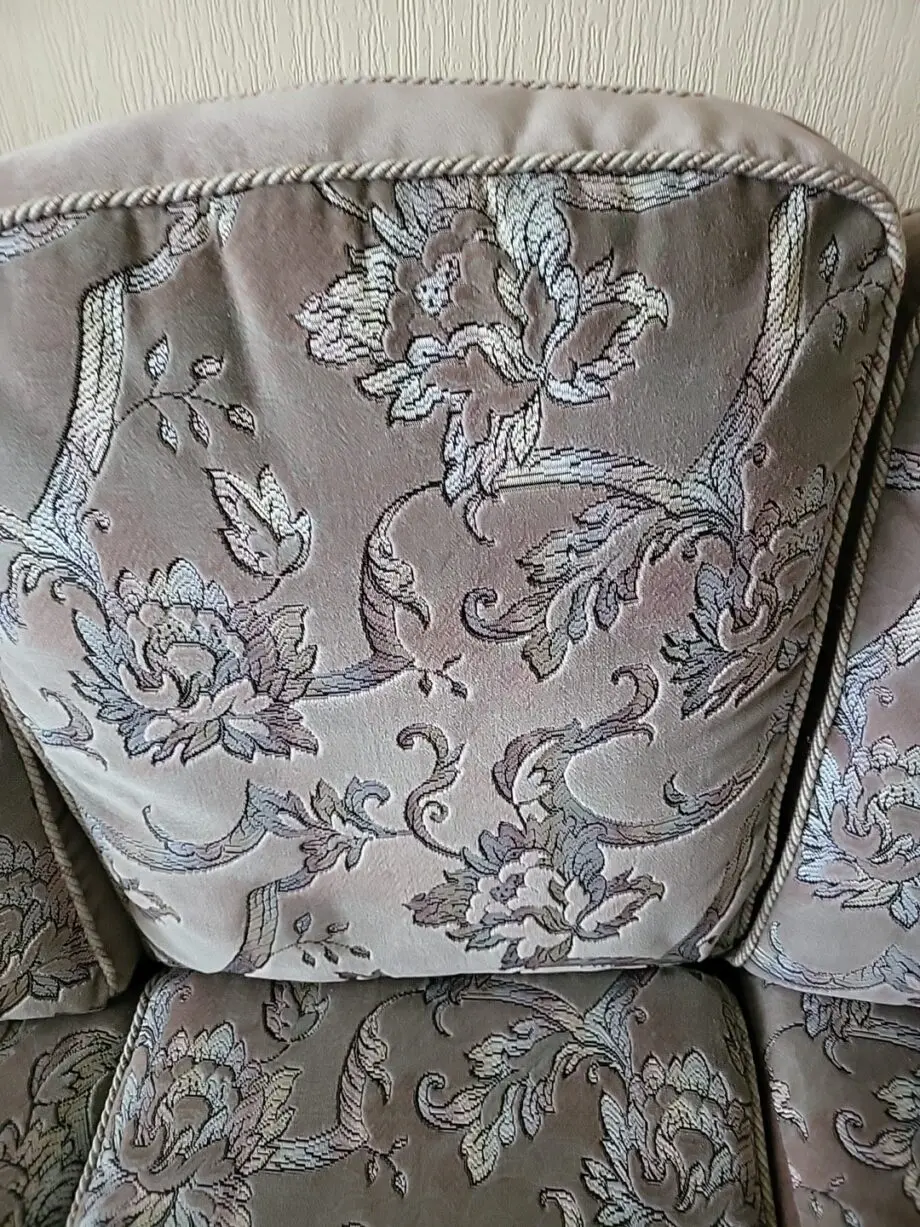 Mink colour with blueish, pinkish pattern