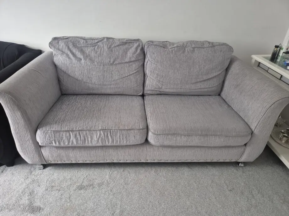 Greyish Silver with silver legs