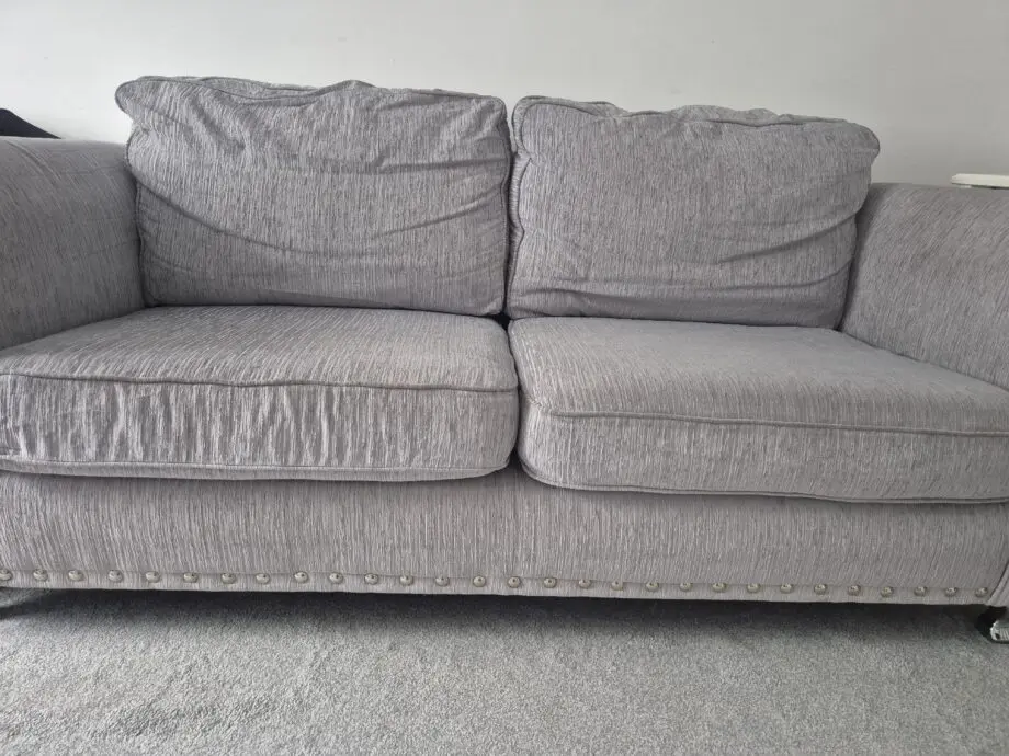 Greyish Silver with silver legs
