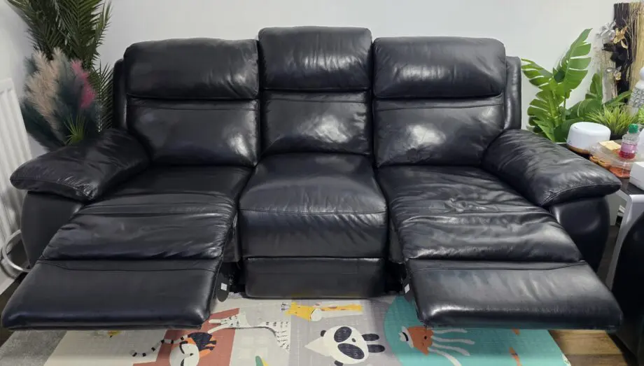 Sofa Set- model Warren Harveys- recliner black leather Sofa set