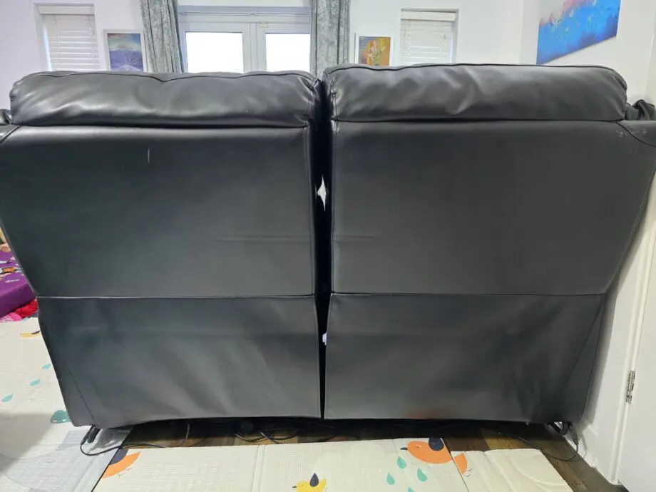 Sofa Set- model Warren Harveys- recliner black leather Sofa set