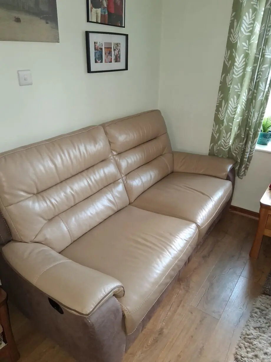 3 settee manual reclining sofa and 1 electric reclining chair