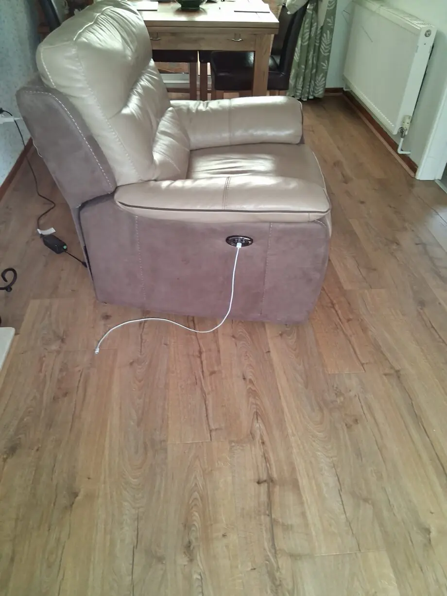 3 settee manual reclining sofa and 1 electric reclining chair