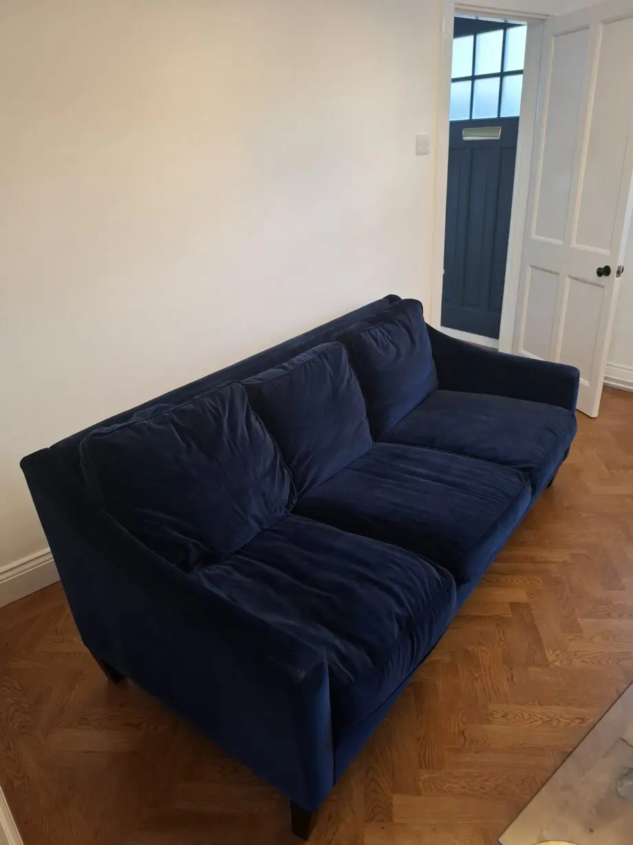 New 3 seater velvet sofa