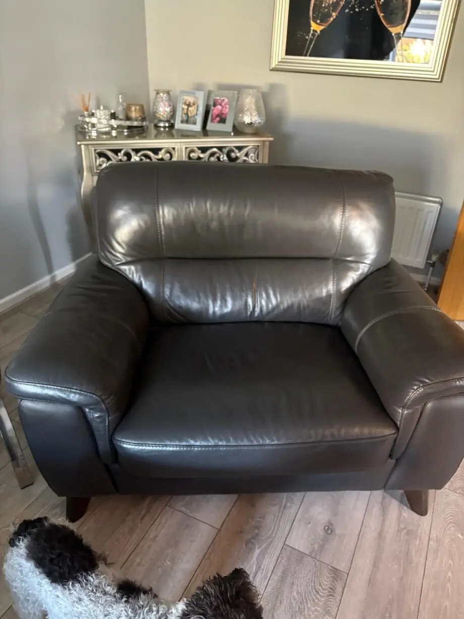 DFS Modern Leather Black Sofa set