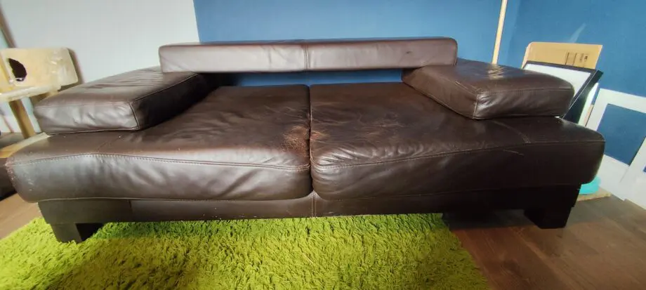 NewTrend Concepts Itialia, handmade leather sofa dark chocolate brown.