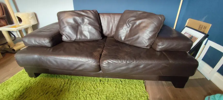 NewTrend Concepts Itialia, handmade leather sofa dark chocolate brown.