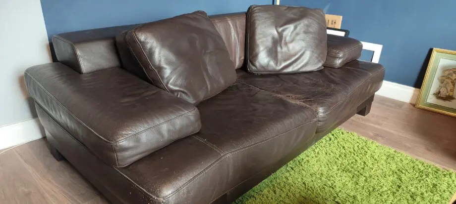 NewTrend Concepts Itialia, handmade leather sofa dark chocolate brown.