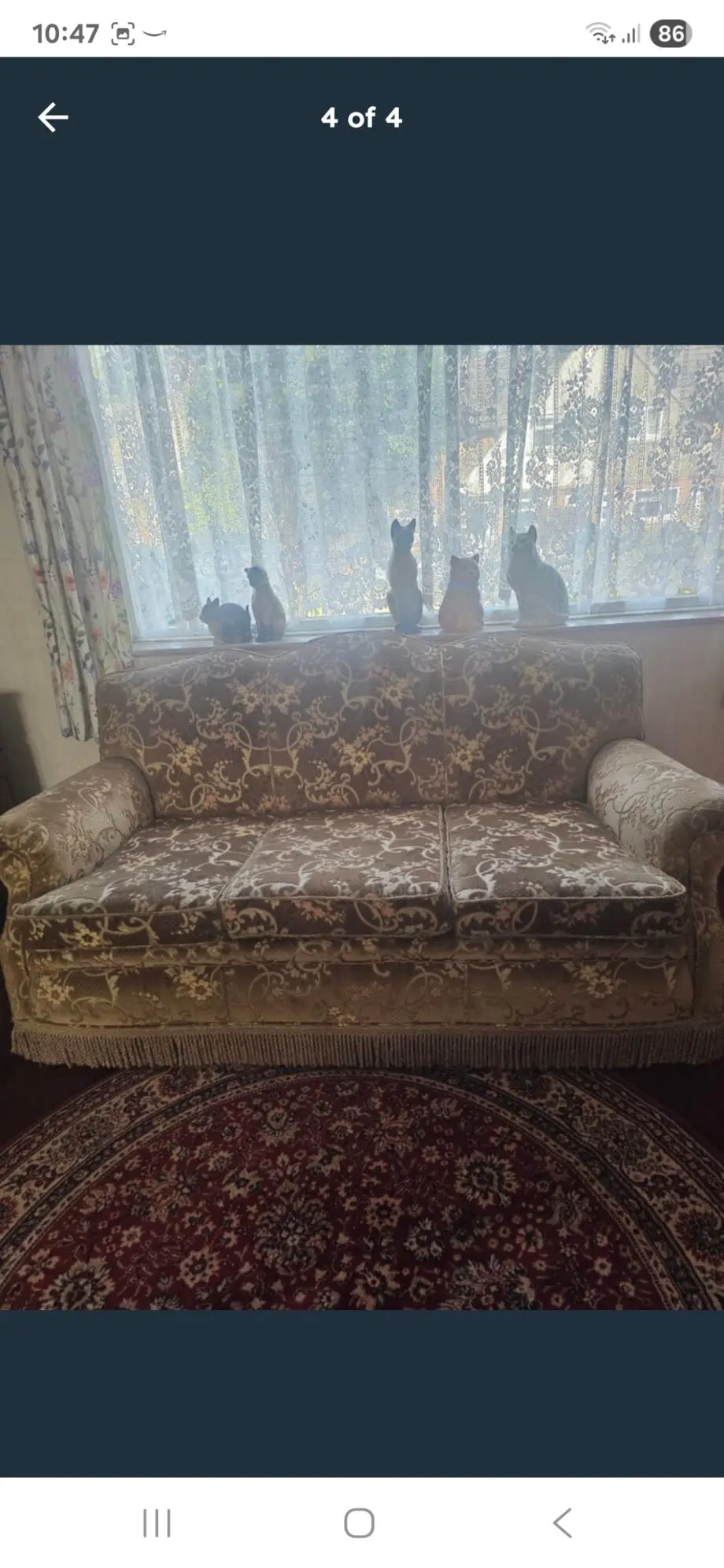 Large solid 'Hampton' 3 seater settee