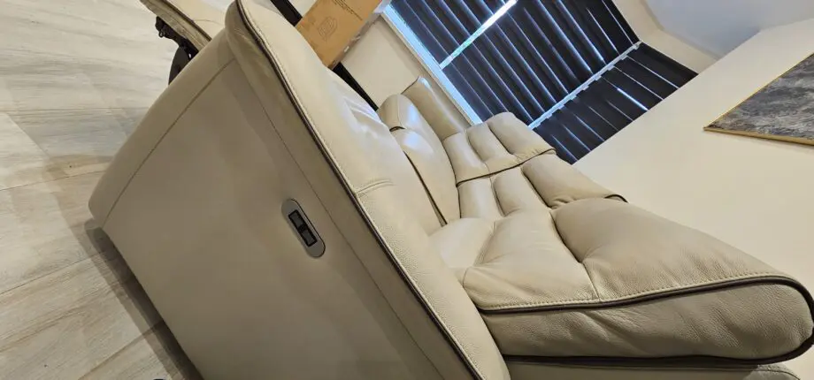 SCS Light Grey 4 Seater Curved Power Recliner Sofa RRP £1500