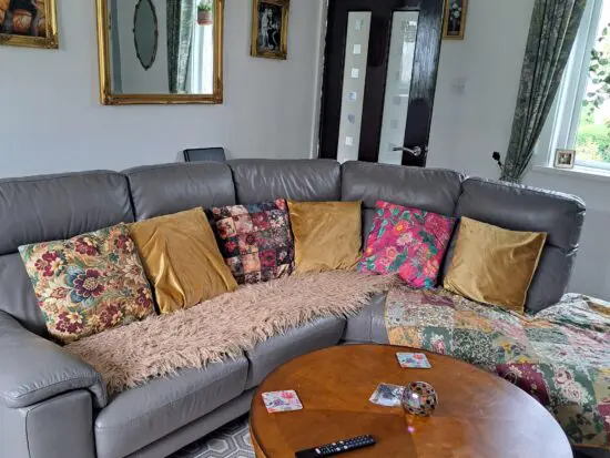Beautiful Large Grey Leather Cirner Sofa