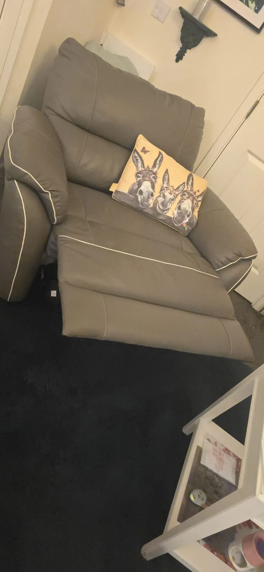 Dfs cuddle chair recliner