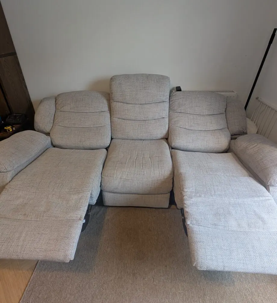 Oak Furniture Land, MARLOW 3 seater electric recliner