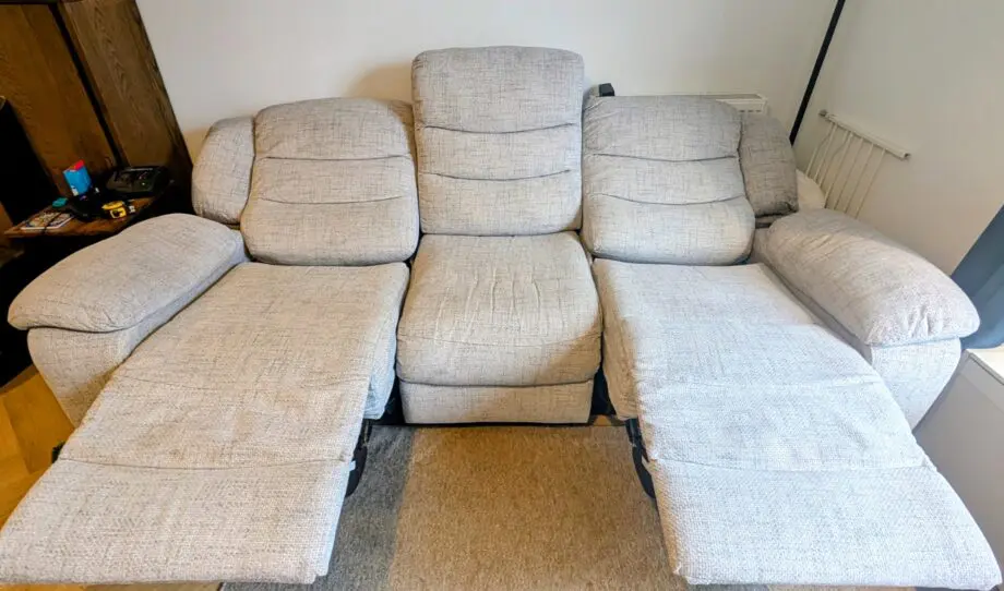 Oak Furniture Land, MARLOW 3 seater electric recliner