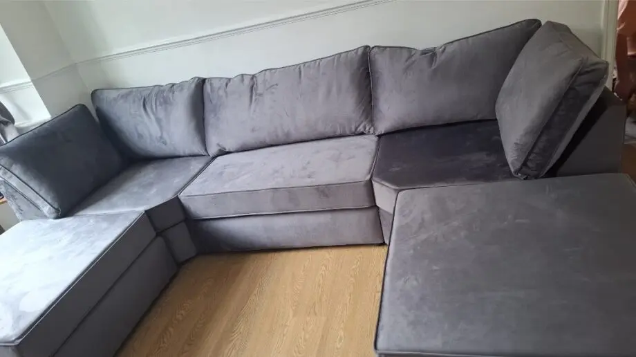 Grey 5 seater shaped sofa
