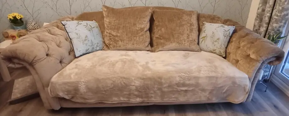 Champagne/Oatmeal coloured fabric 3 piece Chesterfield style suite