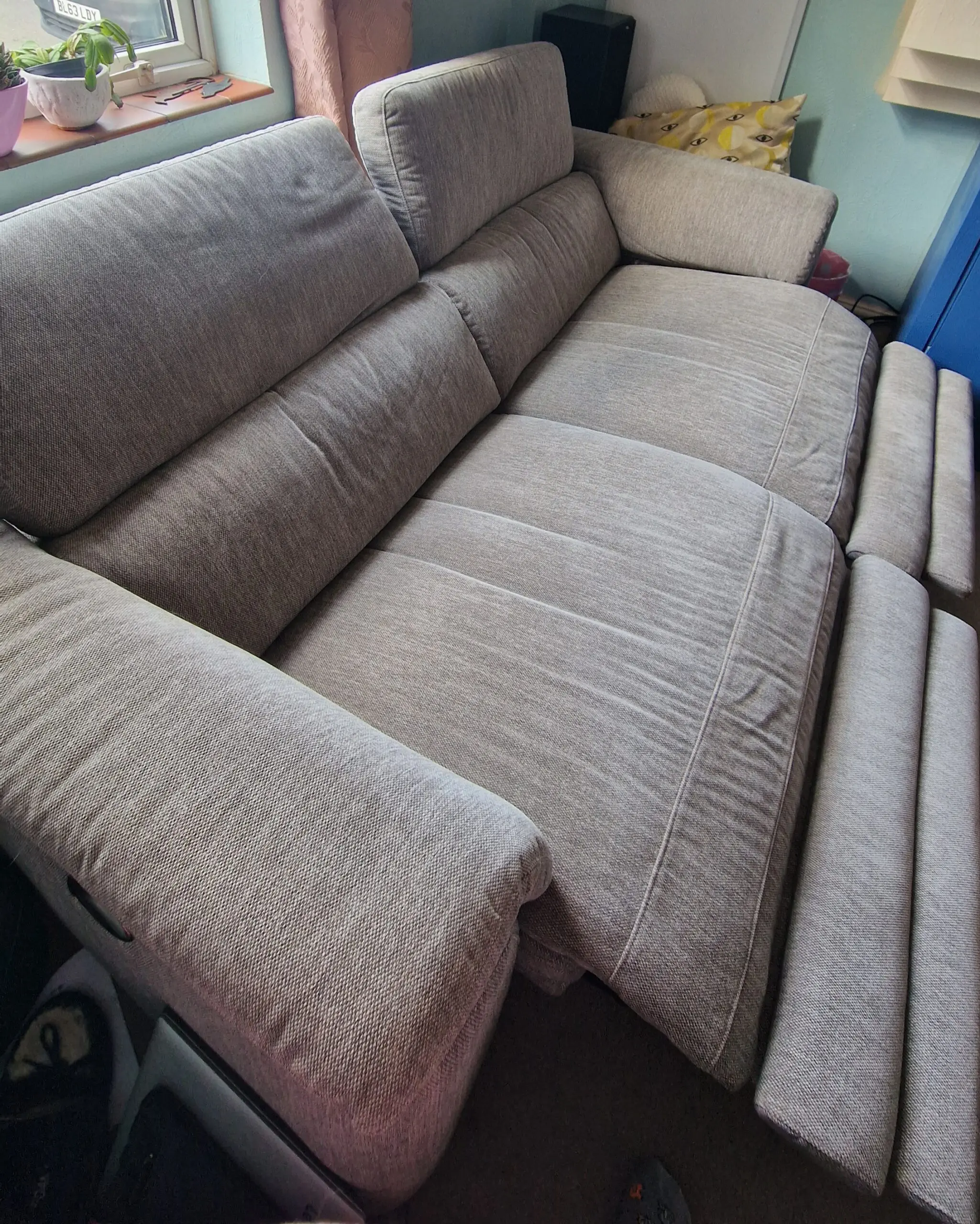Dfs light grey tahiti 3 Seater recliner sofa