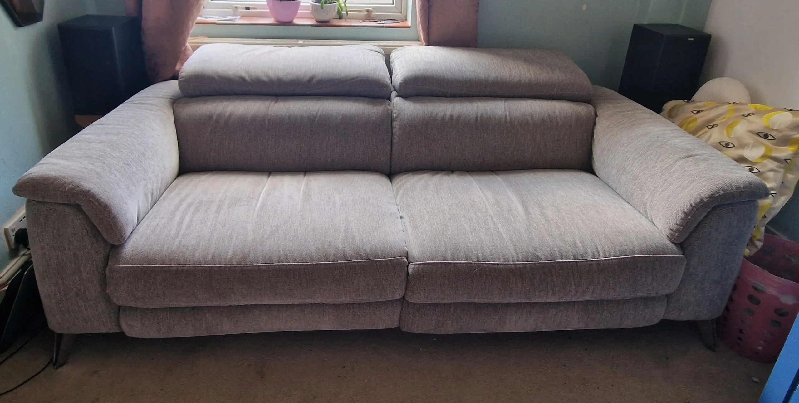 Dfs light grey tahiti 3 Seater recliner sofa
