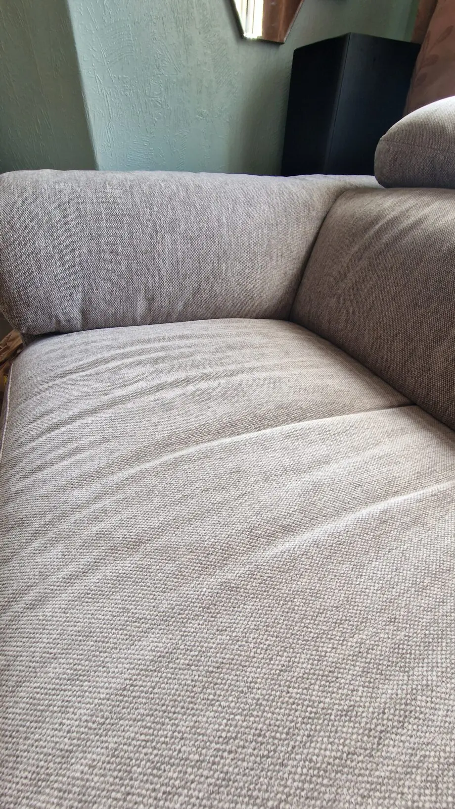 Dfs light grey tahiti 3 Seater recliner sofa