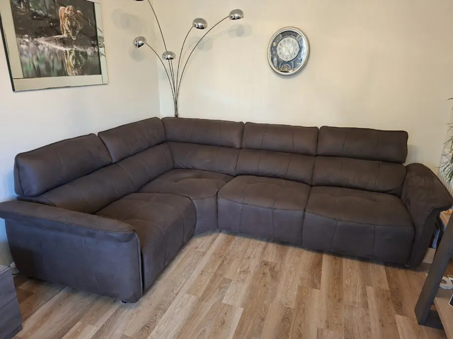 Sofology Cadenza corner unit with two power recliners