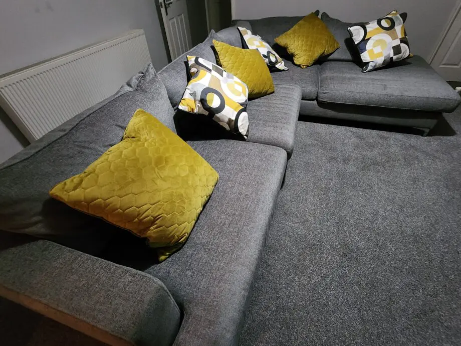 BARGAIN LESS THAN HALF PRICE - 'Stockholm Premium Combi Sofa, chaise right