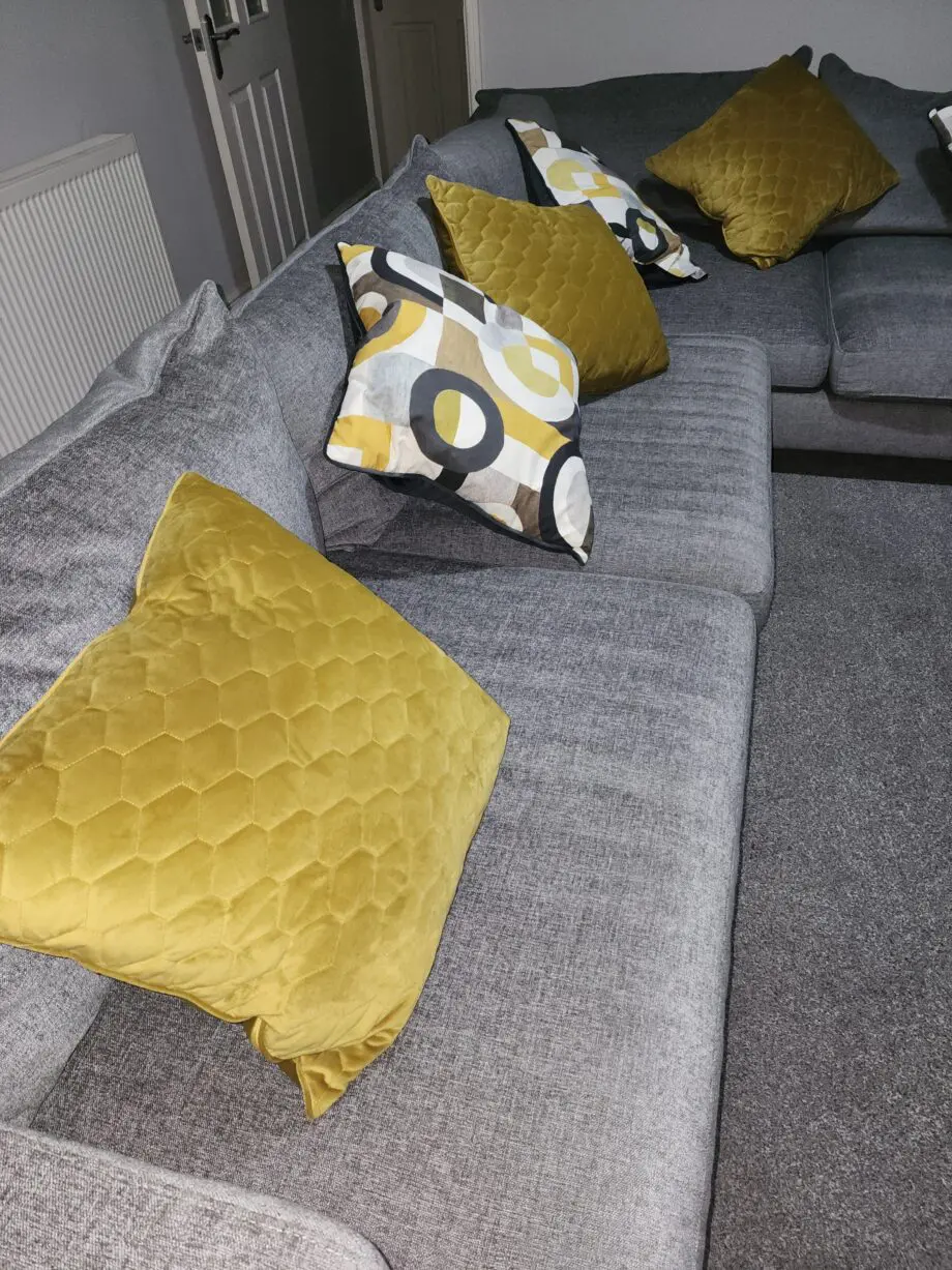 BARGAIN LESS THAN HALF PRICE - 'Stockholm Premium Combi Sofa, chaise right
