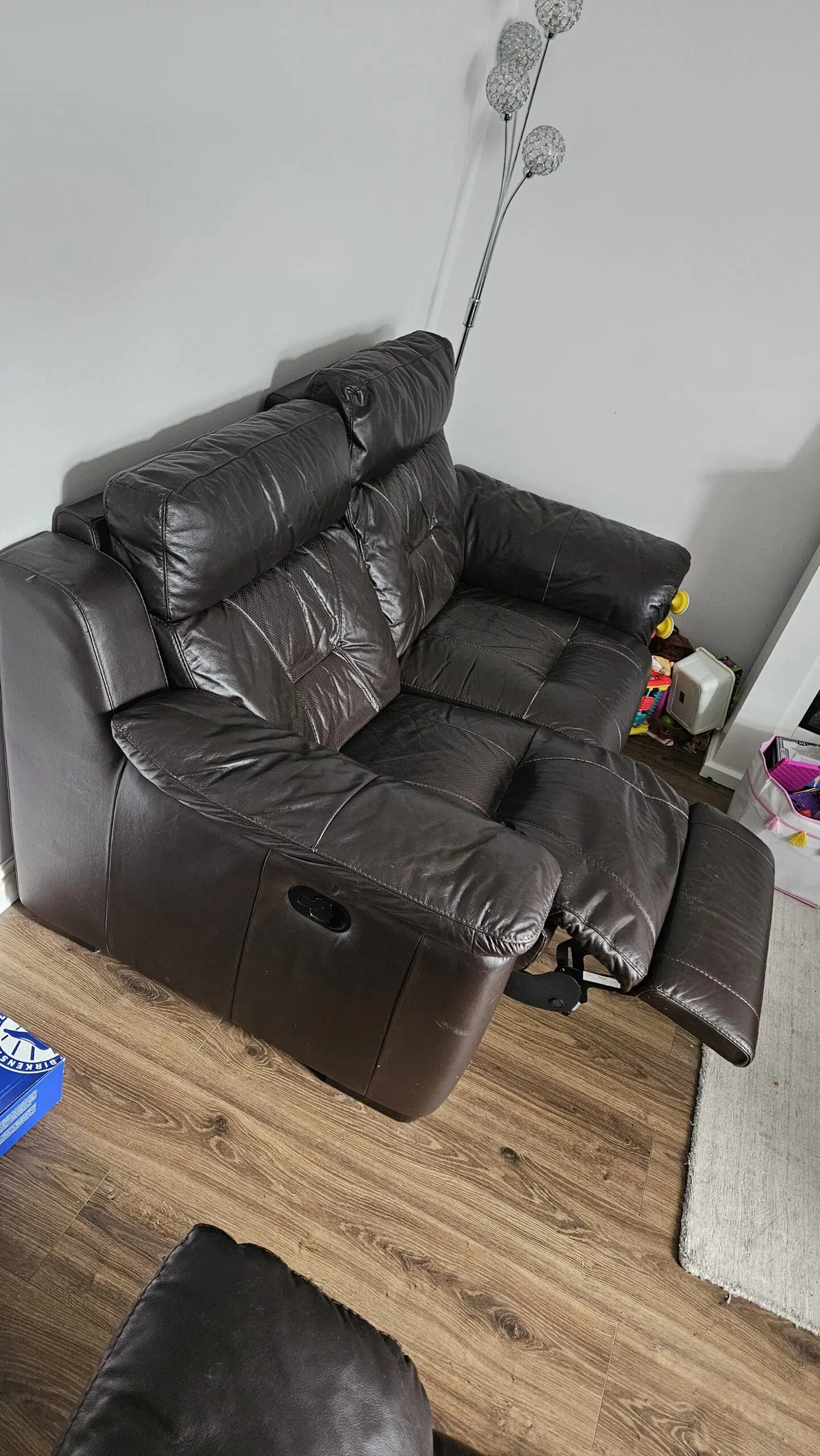 Brown Leather recliner sofer set