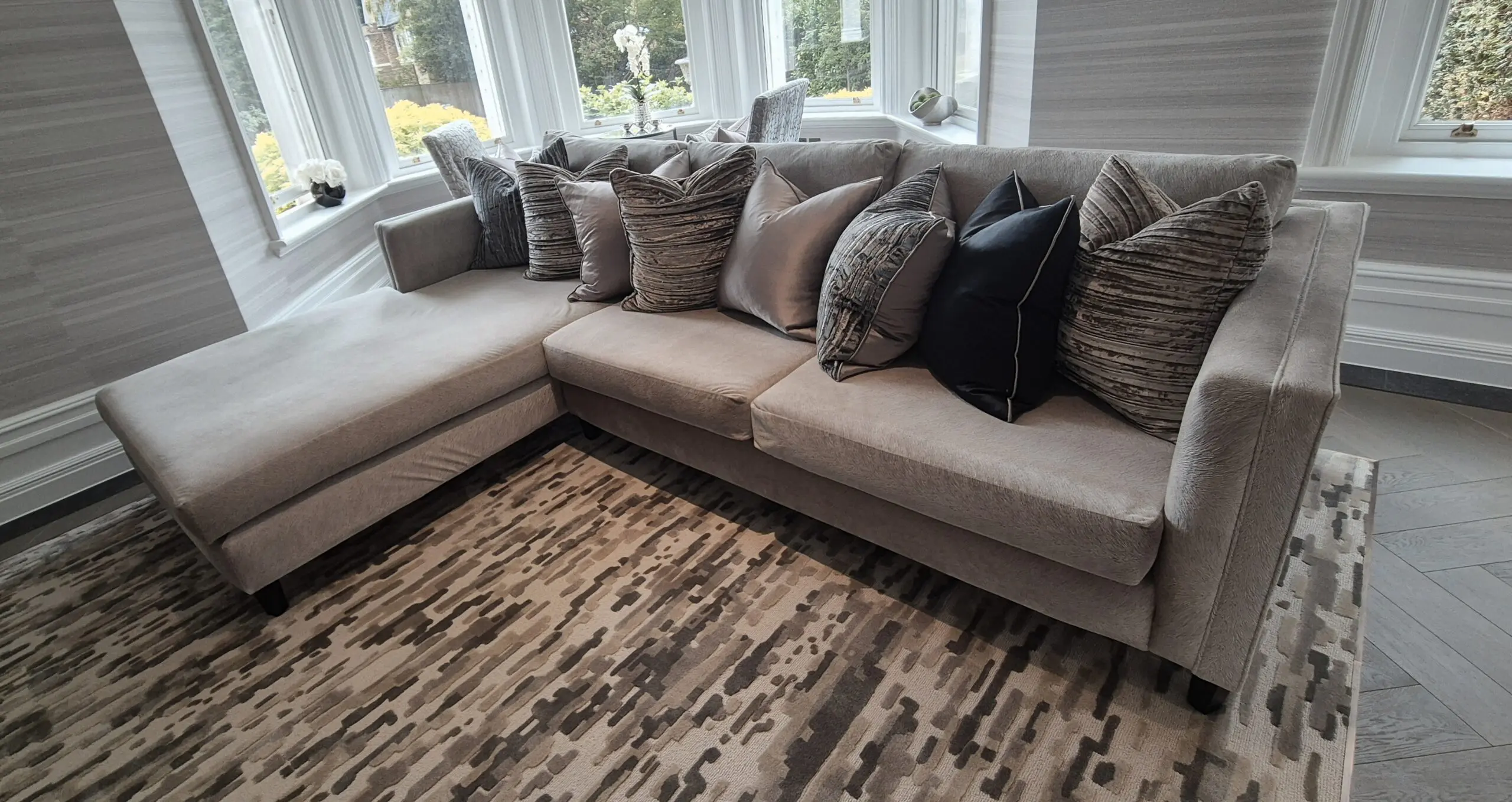 Hill House Interiors Pony Skin Pattern Fabric L-H Chaise 3 Seater Sofa RRP £10k