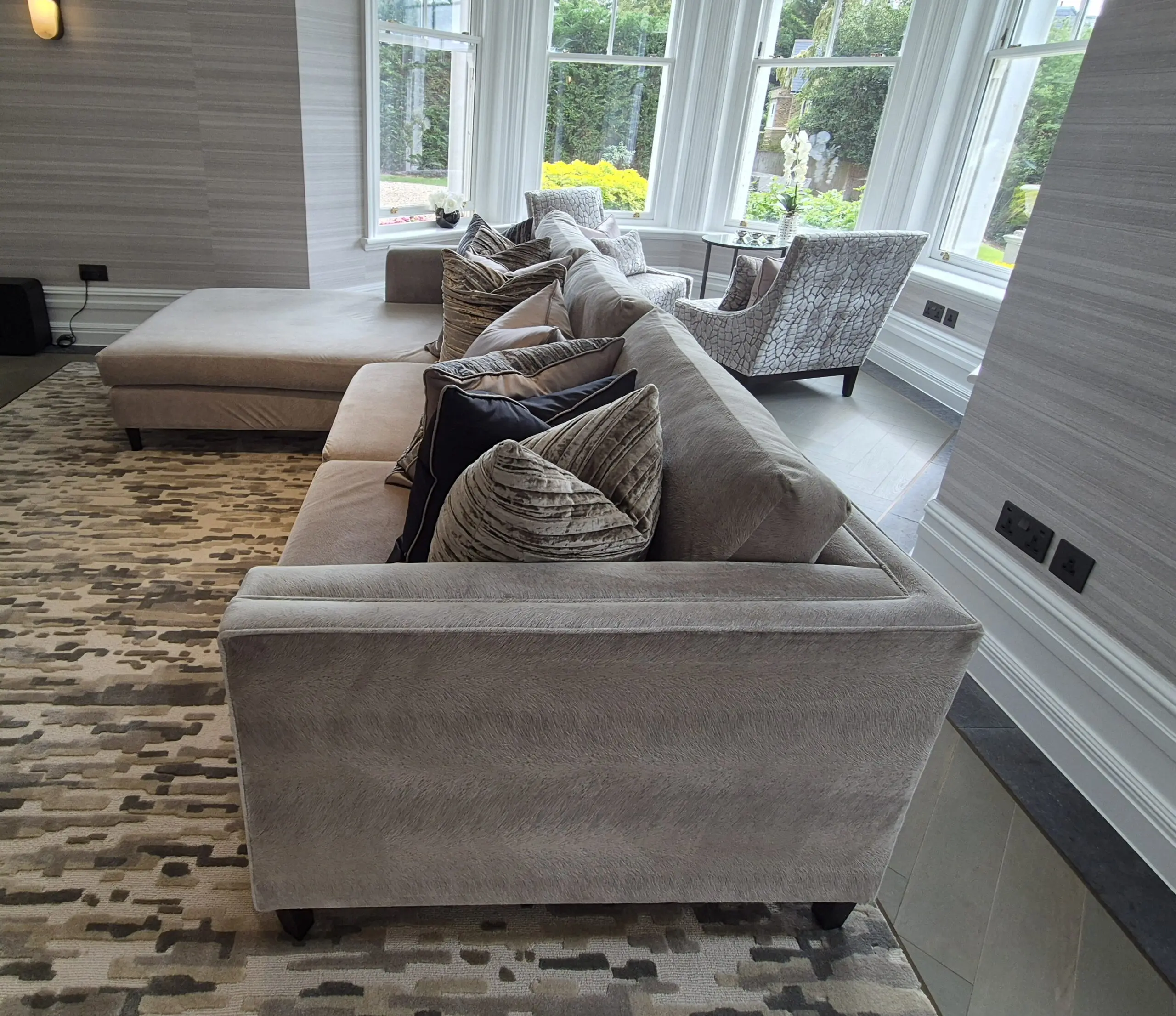 Hill House Interiors Pony Skin Pattern Fabric L-H Chaise 3 Seater Sofa RRP £10k