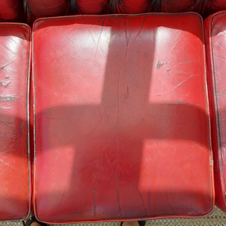 3 seater Chesterfield sofa