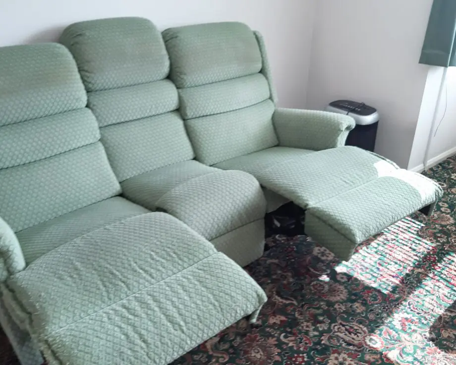Green and Cream Recliner sofa with two recliner chairs