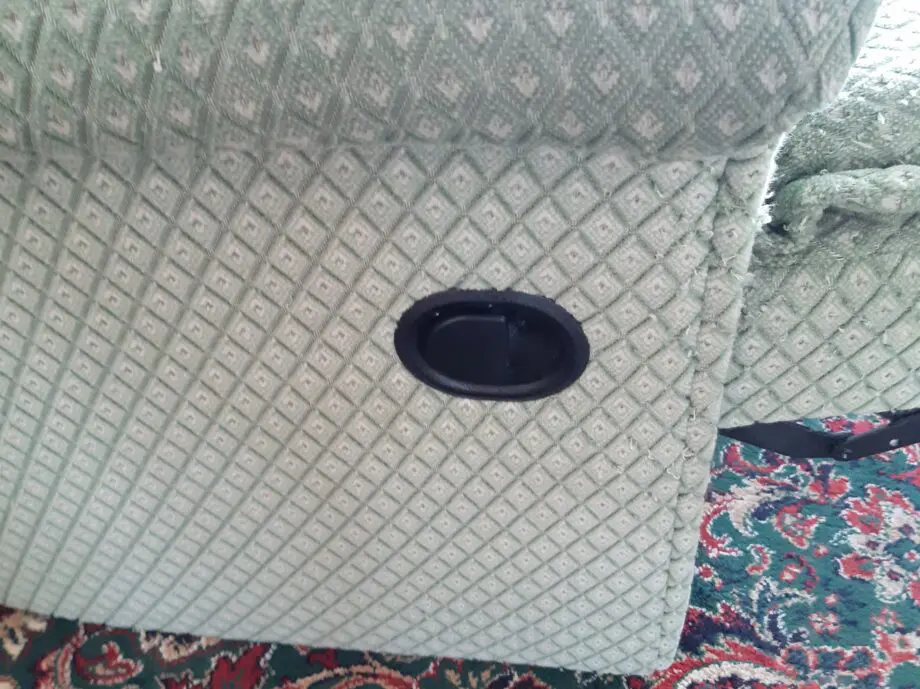 Green and Cream Recliner sofa with two recliner chairs