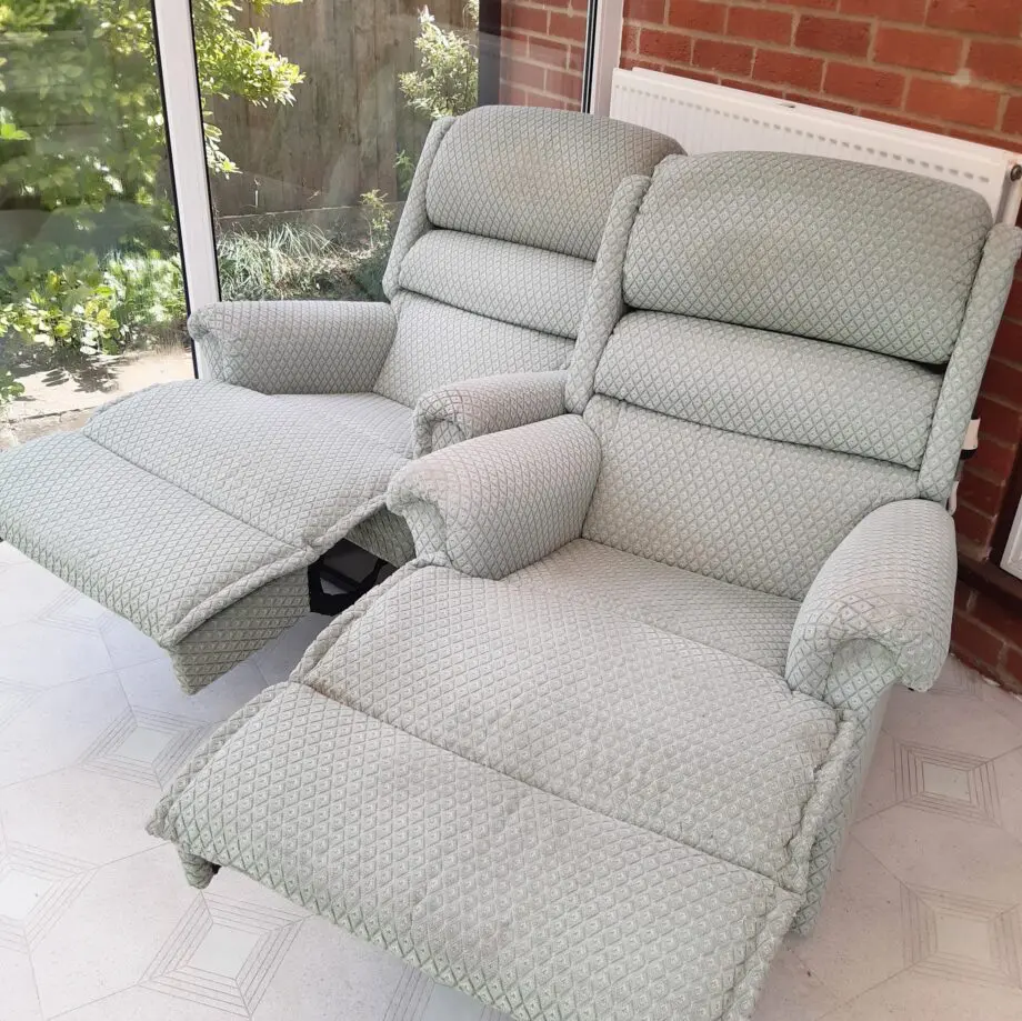 Green and Cream Recliner sofa with two recliner chairs