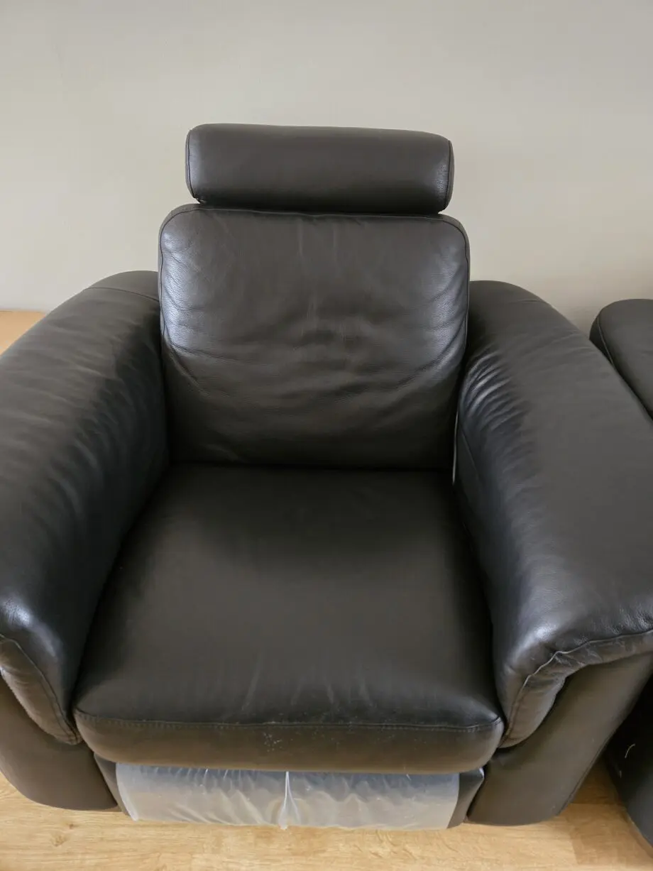 Bespoke Italian leather sofa set with recliner